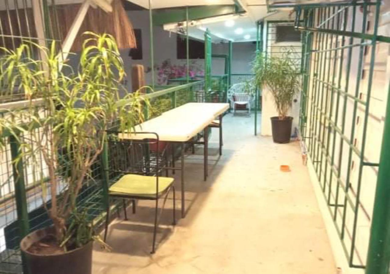 Airport Hostel Manila Pasay Buitenkant foto